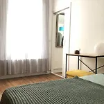 Charming 3-Room Apartment, Paris Center